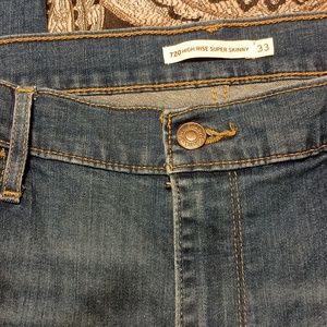 Levi jeans